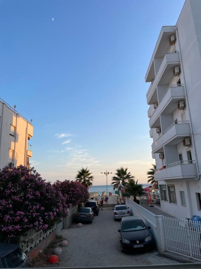 Flors Apartments دراس المظهر الخارجي الصورة