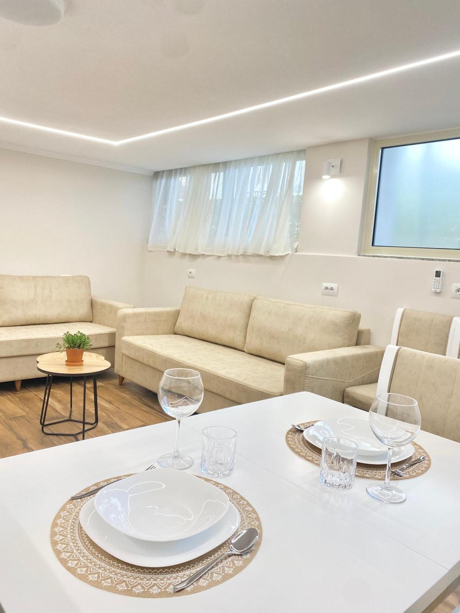 Flors Apartments دراس المظهر الخارجي الصورة